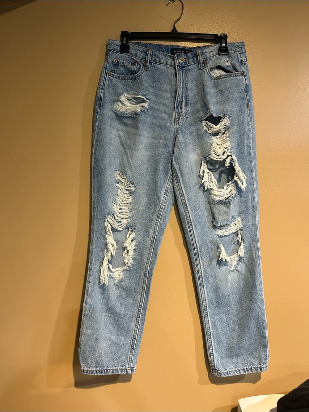 Aeropostale Mom Jeans in Light Blue Denim - new condition